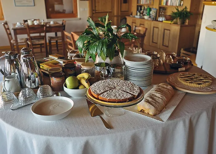 Il Maggiociondolo Agriturismo Скио